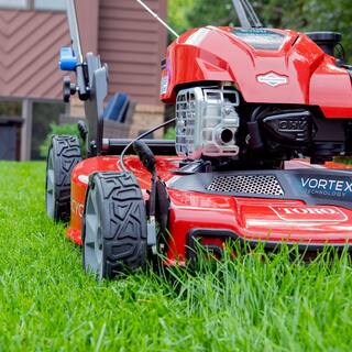 Toro 22 in. Recycler SmartStow Briggs  Stratton High Wheel FWD Gas Walk Behind Self Propelled Lawn Mower 21445