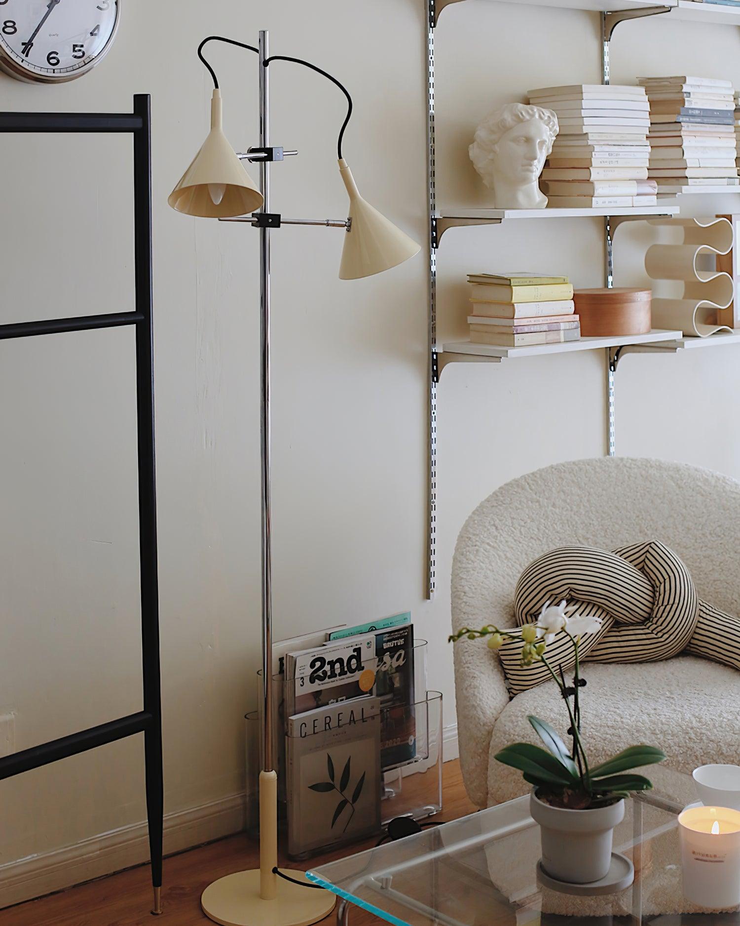 Laiton Floor Lamp