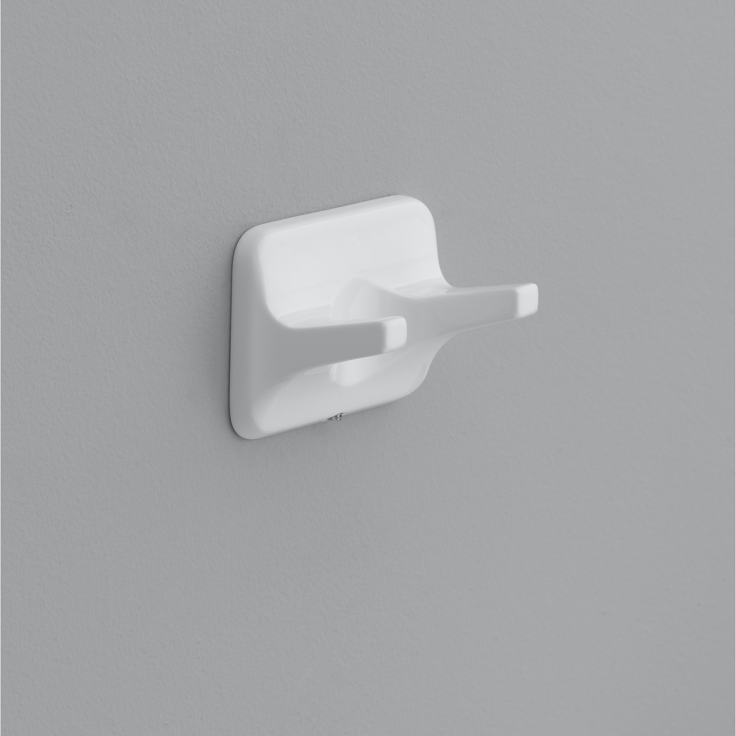 OakBrook Zinc Plated White Double Robe Hook