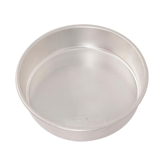 Nordic Ware Natural Aluminum Commercial Round Layer Cake Pan