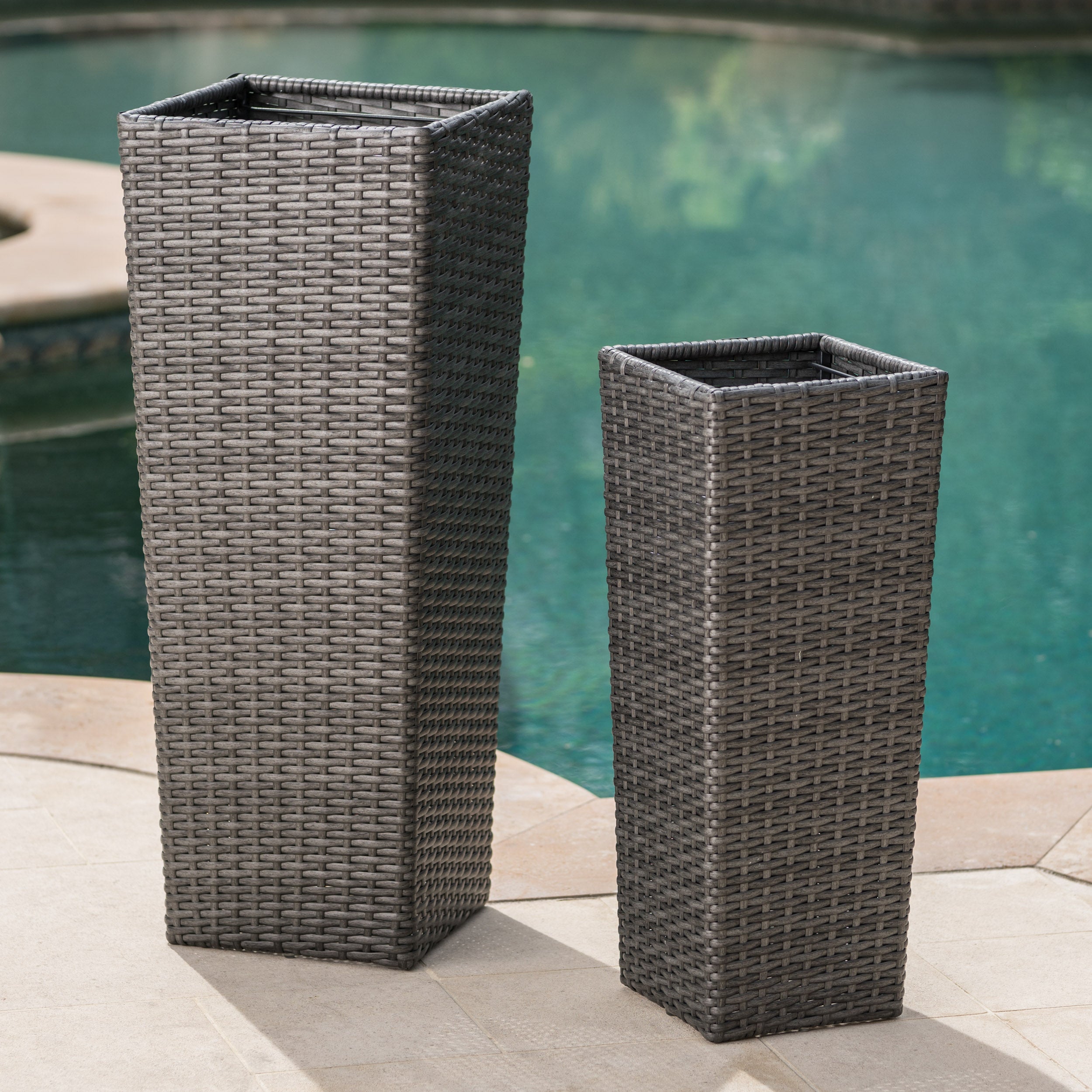 Eden Outdoor Wicker Flower Pots (Set of 2)