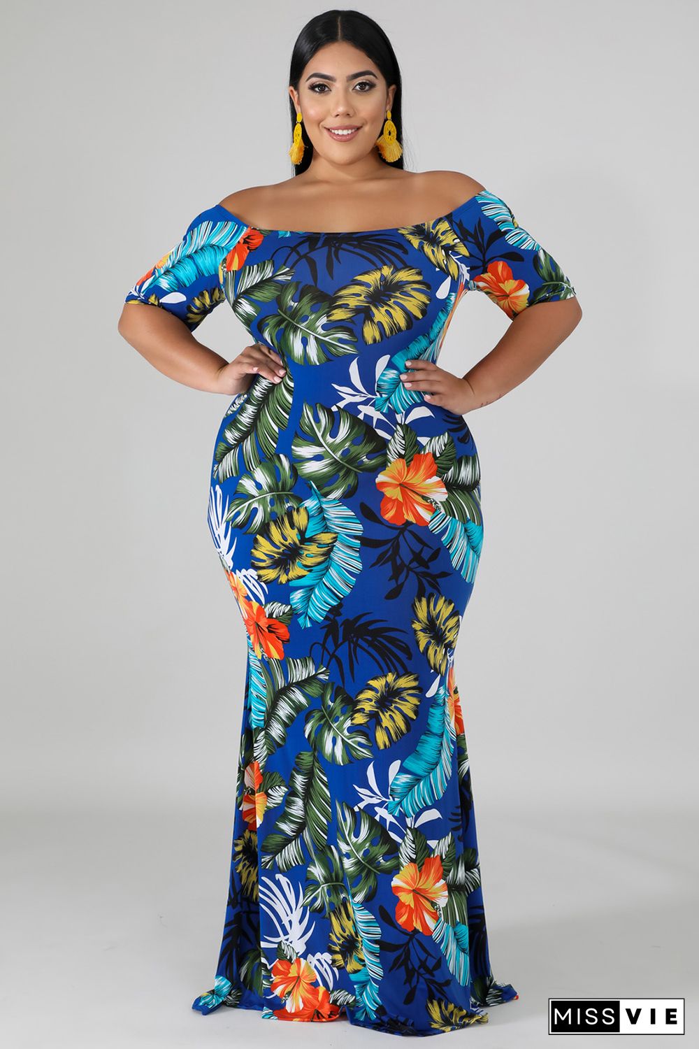 Green Off-the-shoulder Floral Print Plus Size Maxi Dress