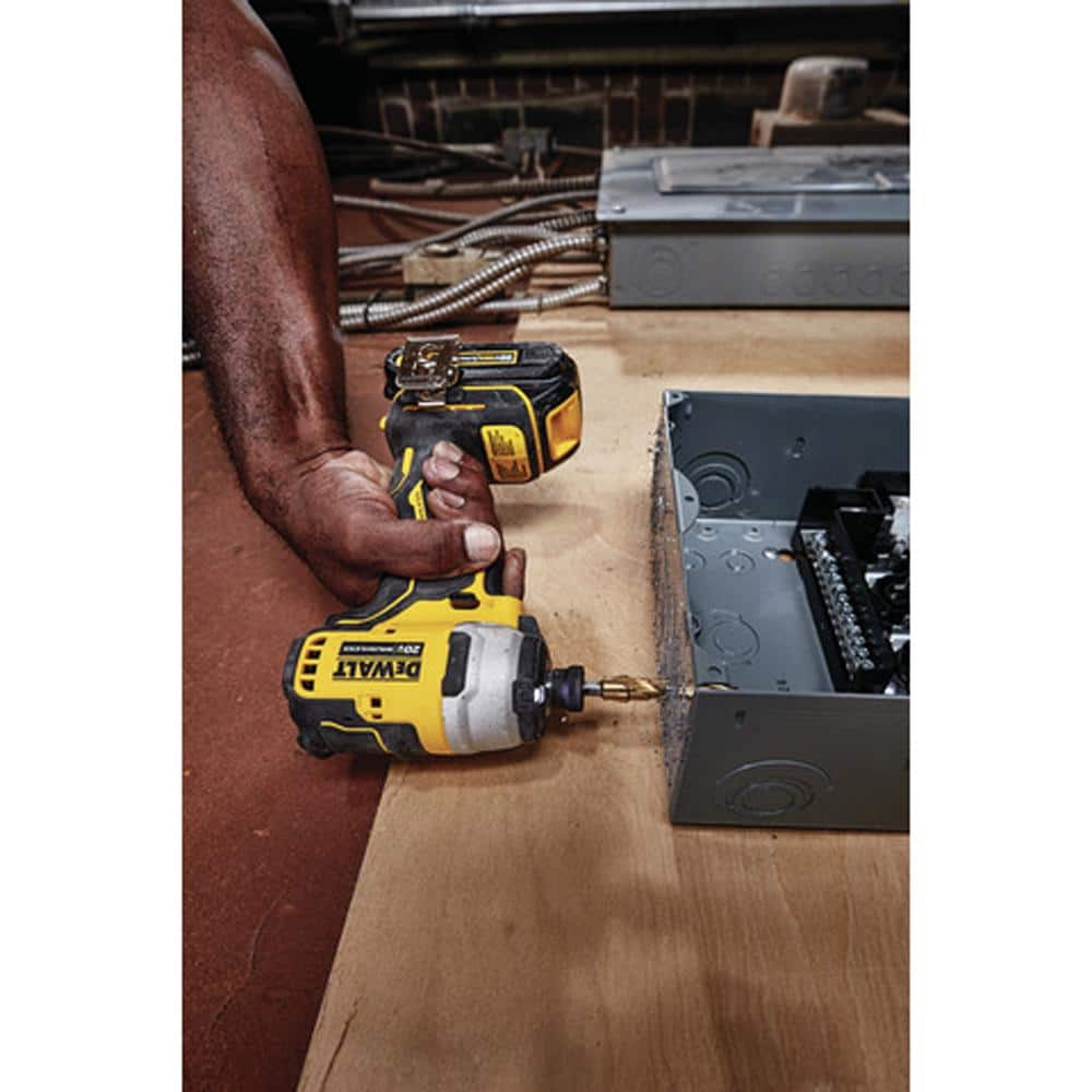 DEWALT ATOMIC 20V MAX Cordless Brushless Compact 1/4 in. Impact Driver, (2) 20V 1.3Ah Batteries, Charger, and Bag DCF809C2