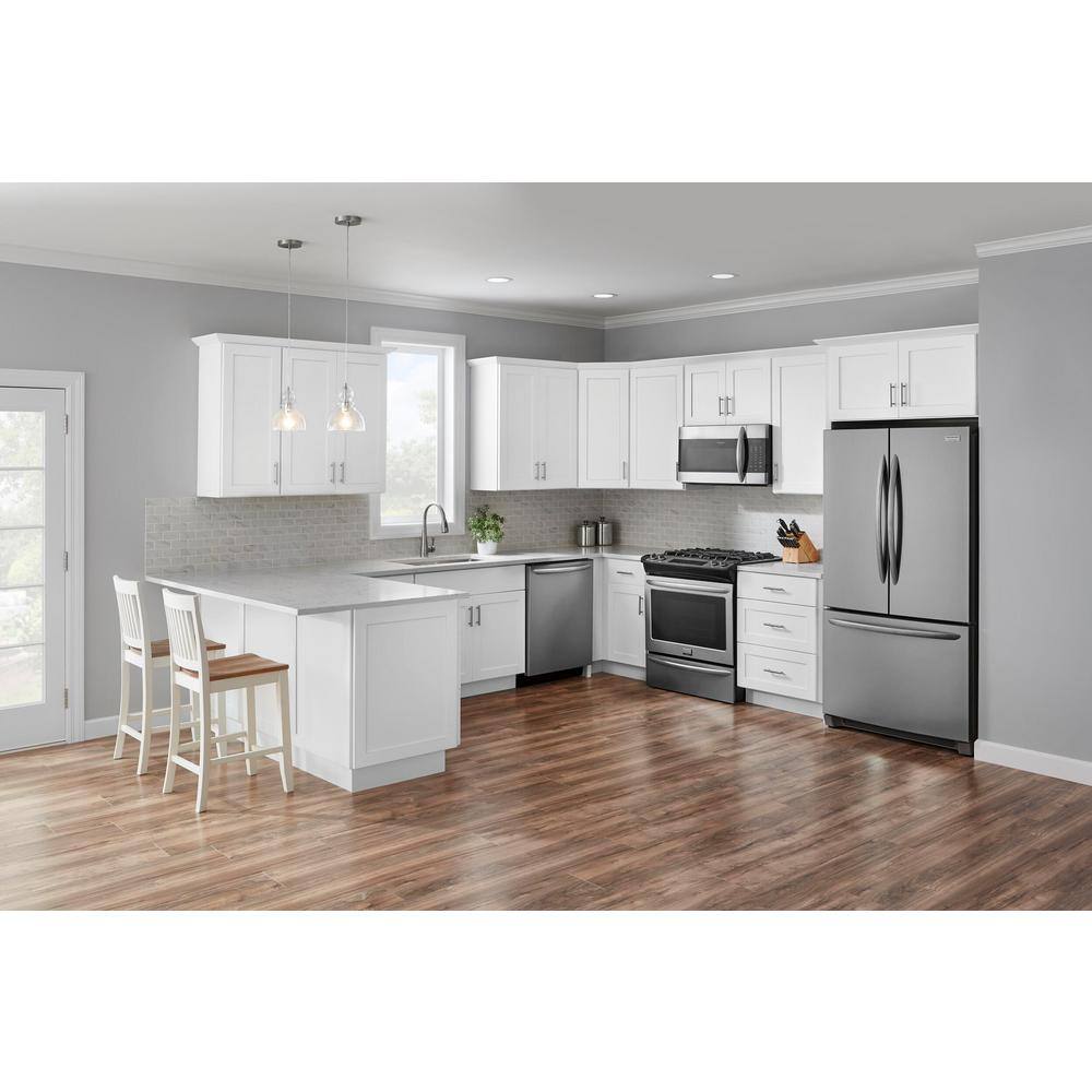 Hampton Bay Avondale Shaker Alpine White Ready to Assemble Plywood 30 in Wall Kitchen Cabinet (30 in W x 30 in H x 12 in D) W3030