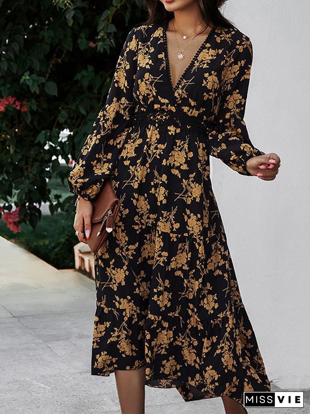 Women Long Sleeve V-neck Floral Printed Dress