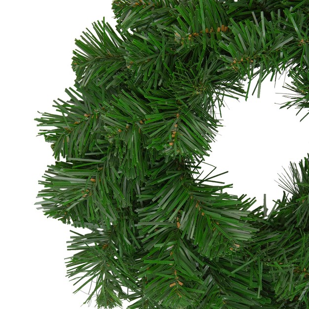 Deluxe Windsor Pine Artificial Christmas Wreath Unlit