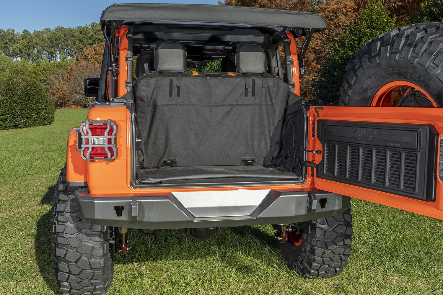 Rugged Ridge 13260.14 C3 Cargo Cover， 18-21 Jeep Wrangler JL， 2 Door