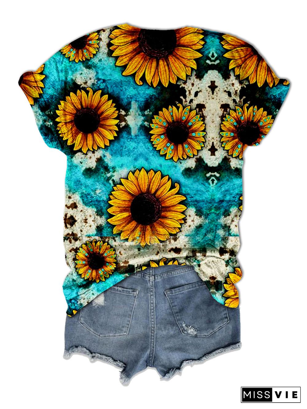 Women's Western Gnome Sunflower Print T-Shirt