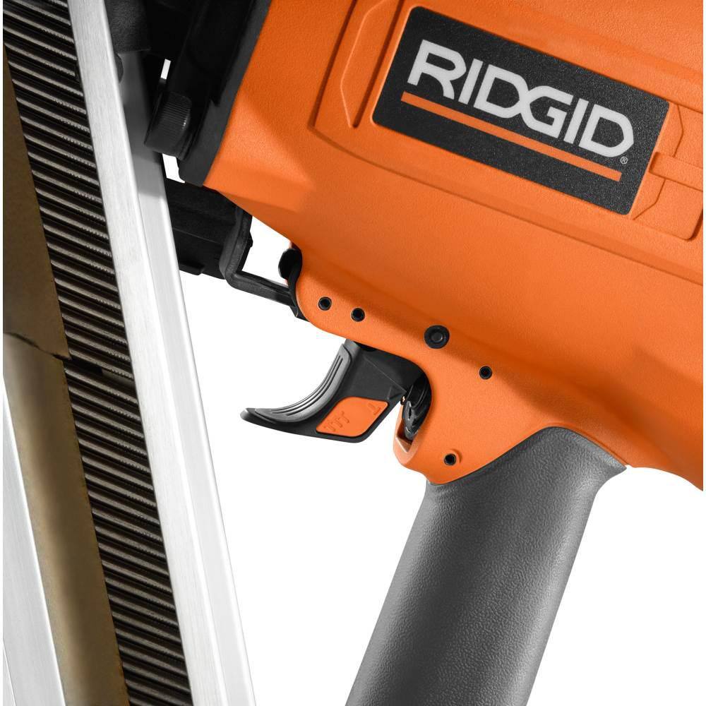 RIDGID Pneumatic 30 to 34-Degree 3-12 in. Clipped Head Framing Nailer R350CHD