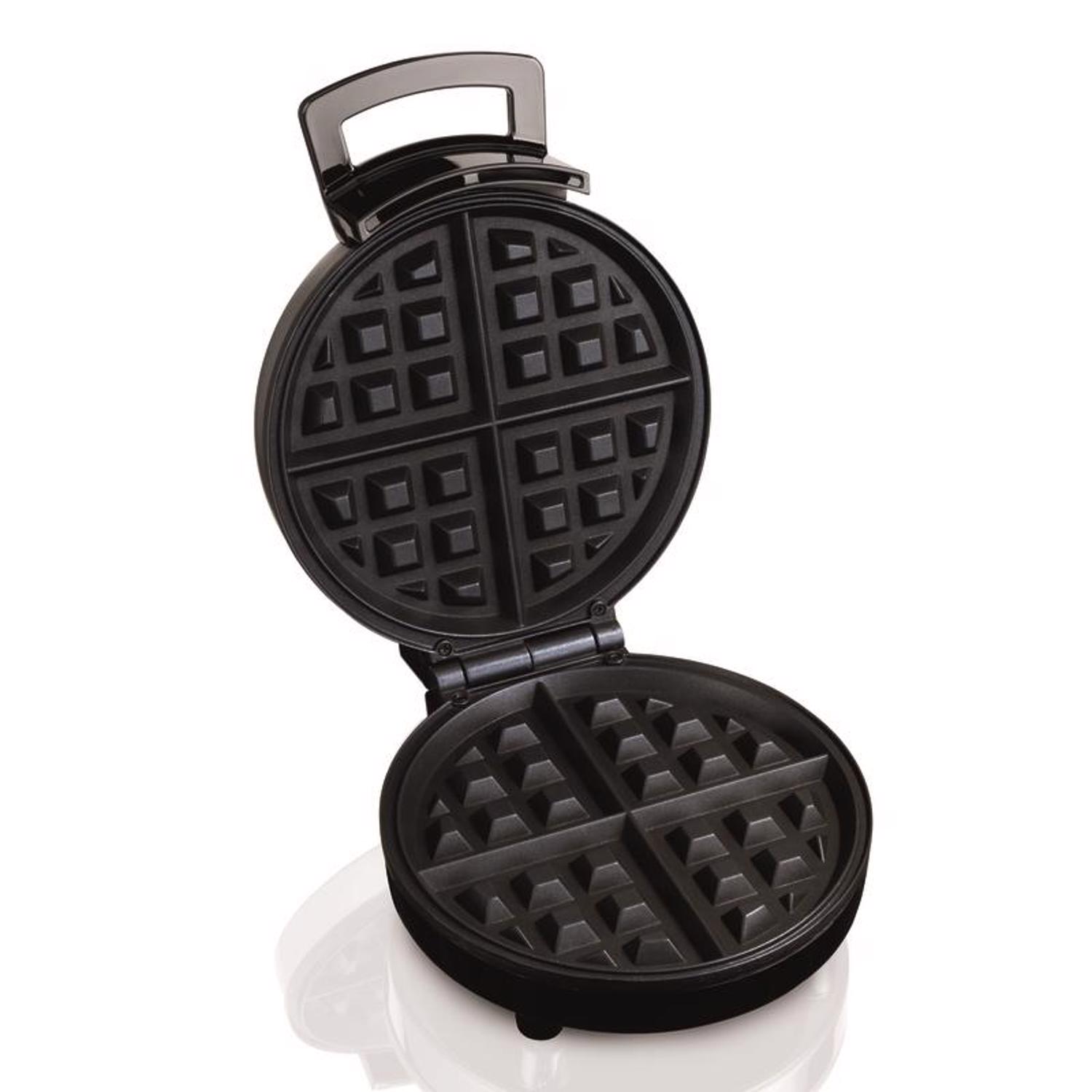 Hamilton Beach 1 waffle Black/Silver Stainless Steel Belgian Waffle Maker