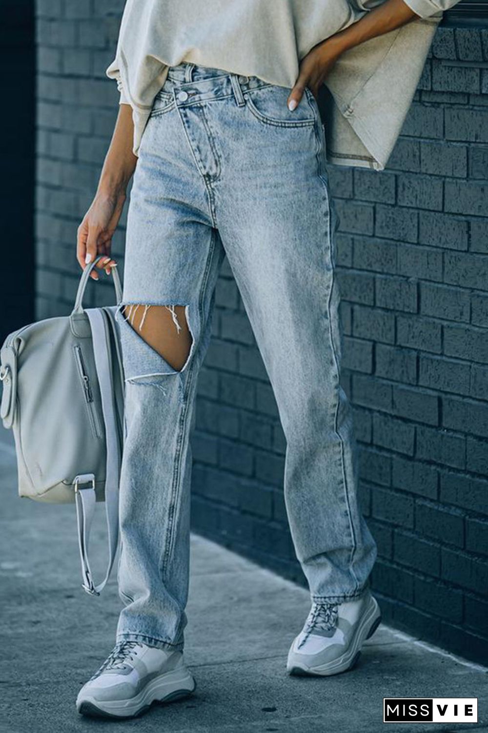 Casual Solid Ripped Straight Denim Jeans