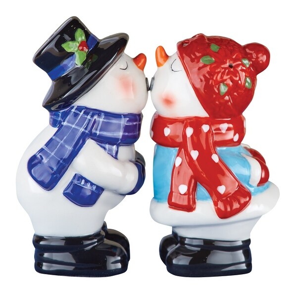 Adorable Kissing Snowmen Salt and Pepper Shakers