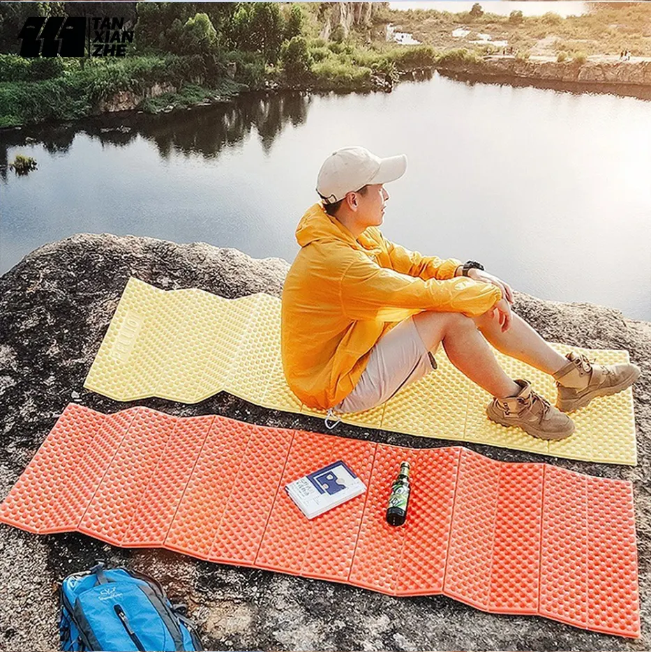 moisture proof new fashion foldable Ground Portable travel indoor outdoor camping nature hike sleeping mat mattress pad