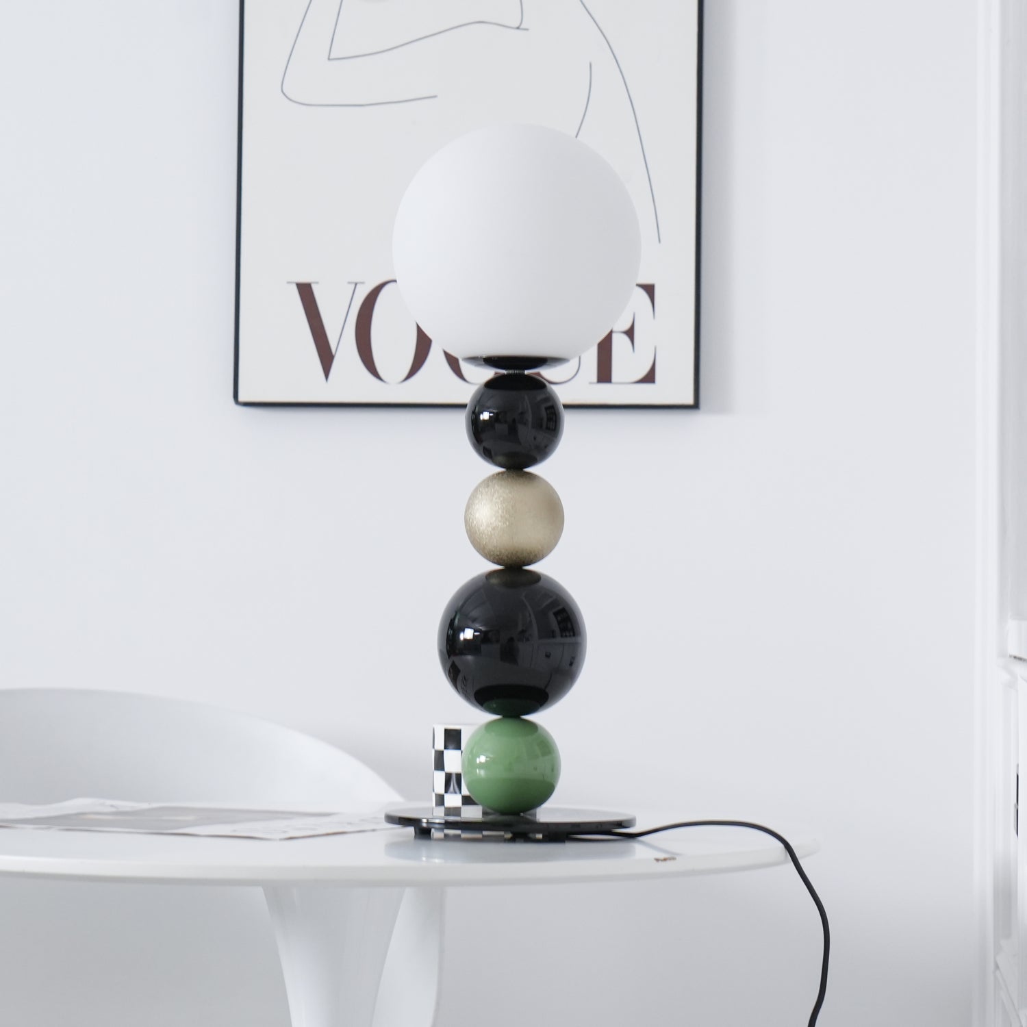 Round Balls Stacking Table Lamp