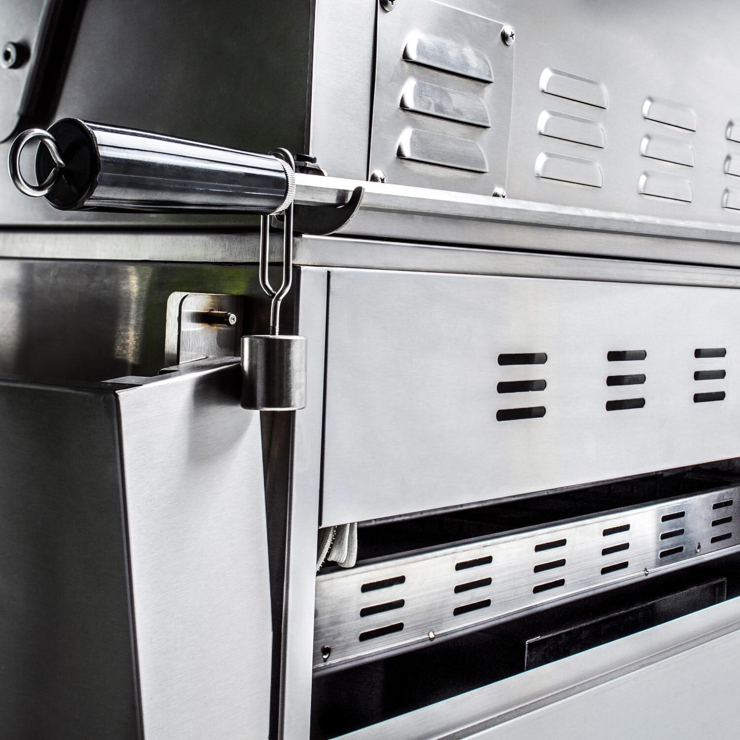 Blaze Pro. LUX 44-in Built-in NG Grill | BLZ-4PRO-NG