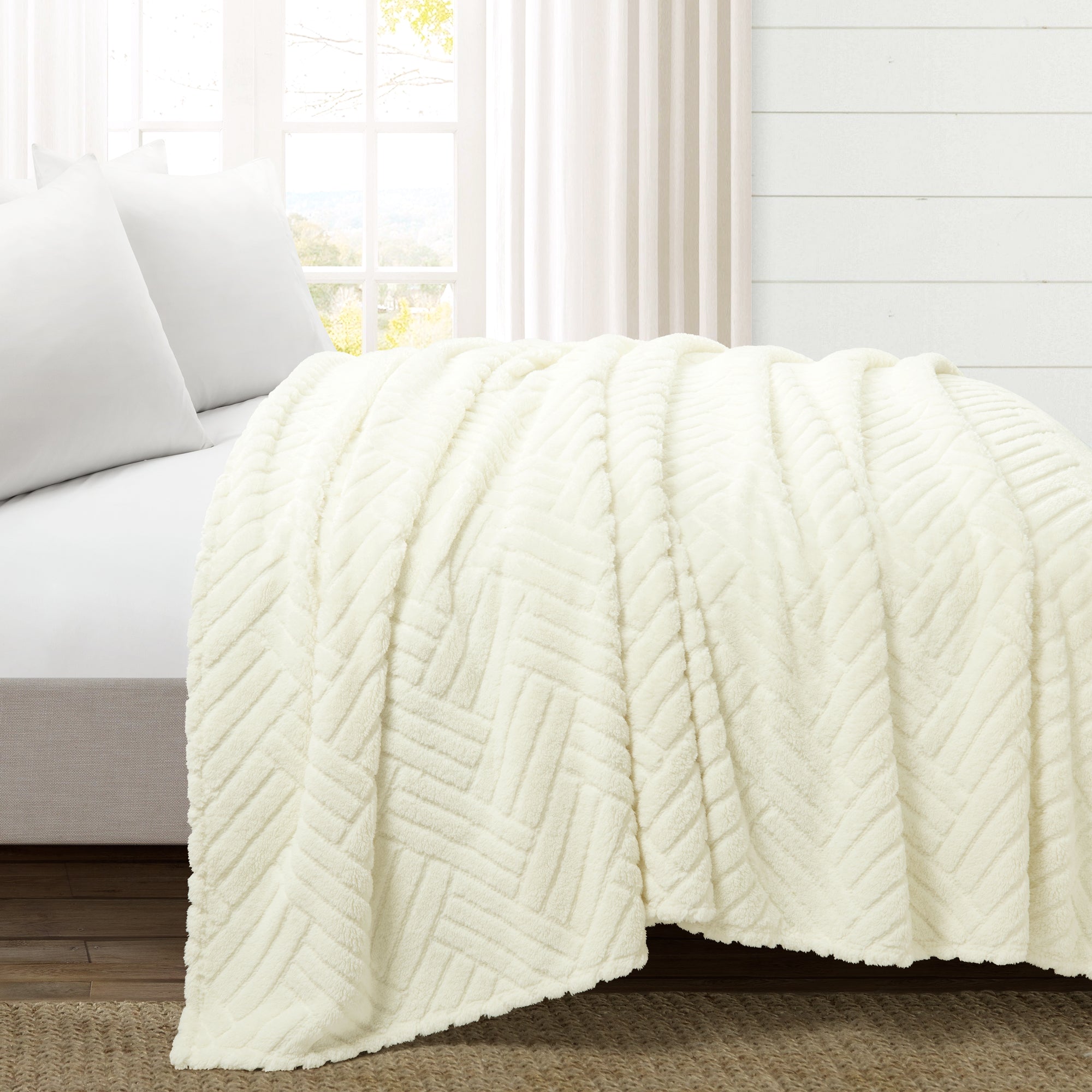 Super Cozy Ultra Soft Sherpa Jacquard Geo Blanket/Bedspread