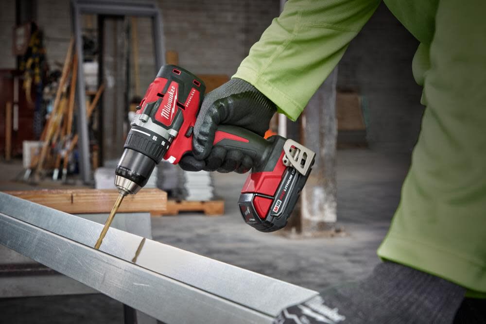 Milwaukee M18 1/2 in. Compact Brushless Drill Reconditioned 2801-80 from Milwaukee