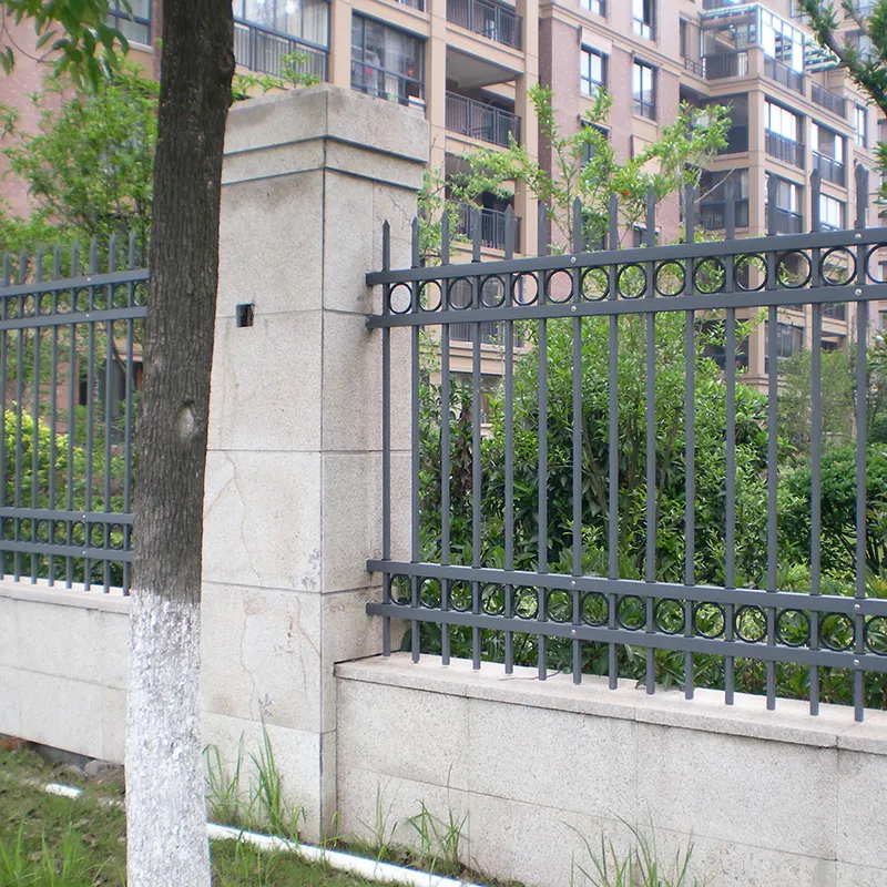 High Quality Hot Selling Decorative Safety Net Fence Forged Iron Fence Metal Galvanized Steel Garden Fence