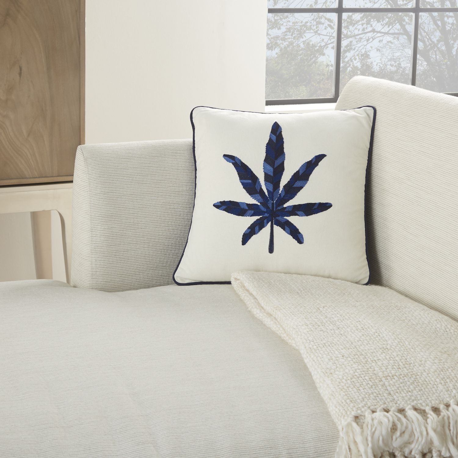 Mina Victory Royal Palm Maple Leaf Throw Pillow