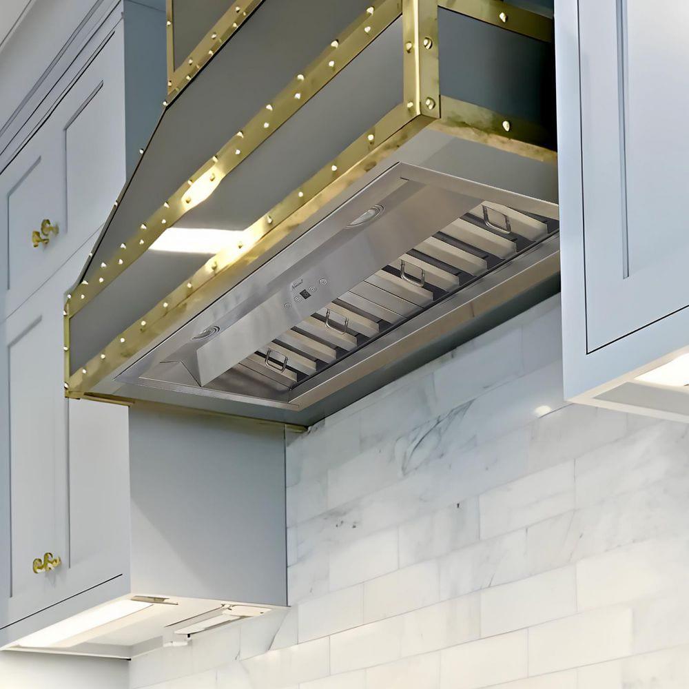 Akicon 30 in 3Speeds 600CFM Ducted InsertBuiltin Range Hood Ultra Quiet in Stainless Steel with Dimmable Cool White Lights