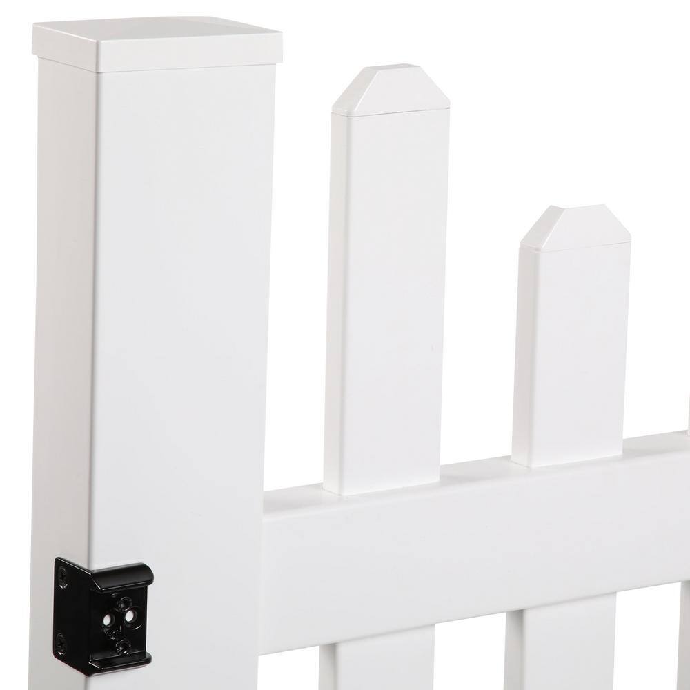 Barrette Outdoor Living Kettle Scallop 5 ft. W x 4 ft. H White Vinyl Un-Assembled Fence Gate 73014760