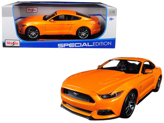 Maisto 2015 Ford Mustang GT 5.0 Red 1/18 Diecast C...