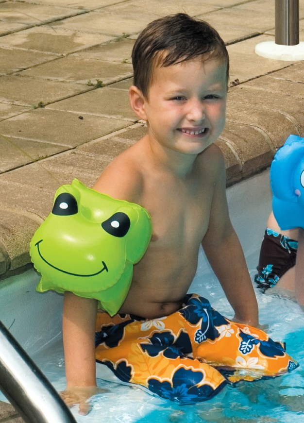 Swim Central Set Of 2 Inflatable Green Frog Animal Fun Swimming Pool Arm Floats For Kids 7 5 inch