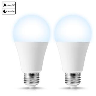 YANSUN 100-Watt Equivalent A19 12-Watt E26 Base Dusk to Dawn Sensor LED Light Bulb in Daylight 5000K (2-Pack) H-XP02703W12GU24-2