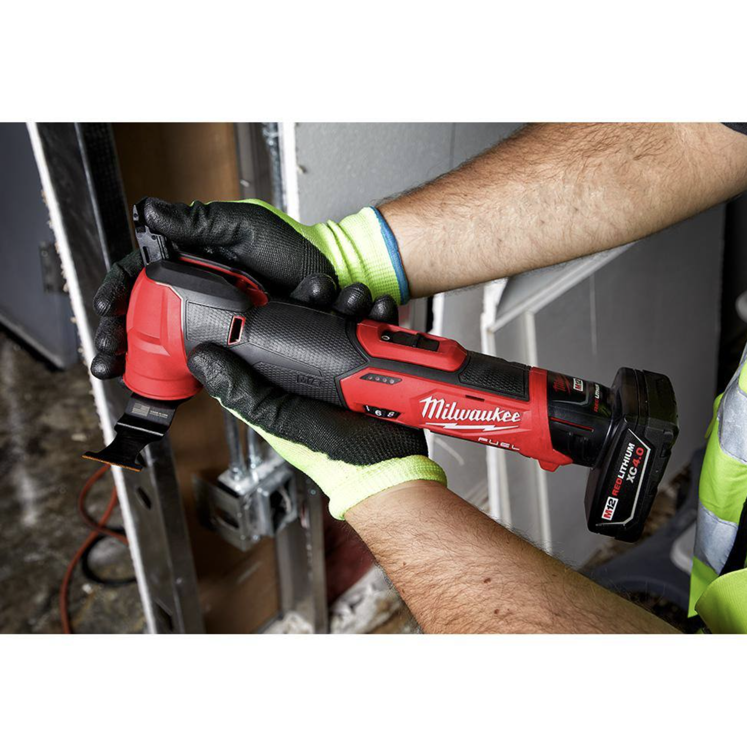 Milwaukee M18 FUEL 18V Lithium-Ion Cordless Brushless Oscillating Multi-Tool， Tool-Only (2836-20)