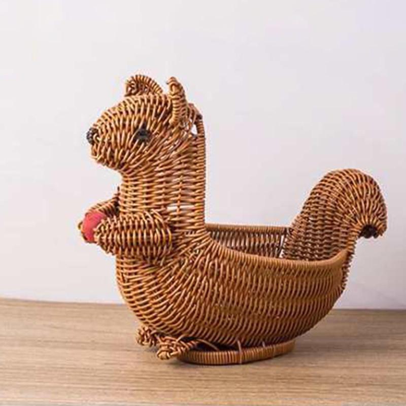 Handmade Basket Cute Animals Shaped Baskets Food Bread Camping Picnic Basket Fruit Storage Basket - Squirrel