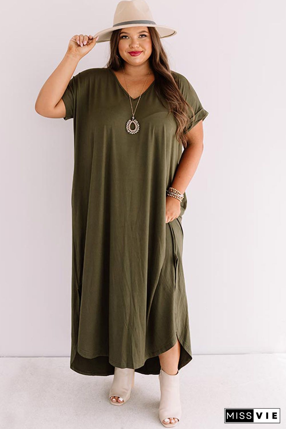 Green Plus Size V Neck Rolled Cuffs Maxi Dress