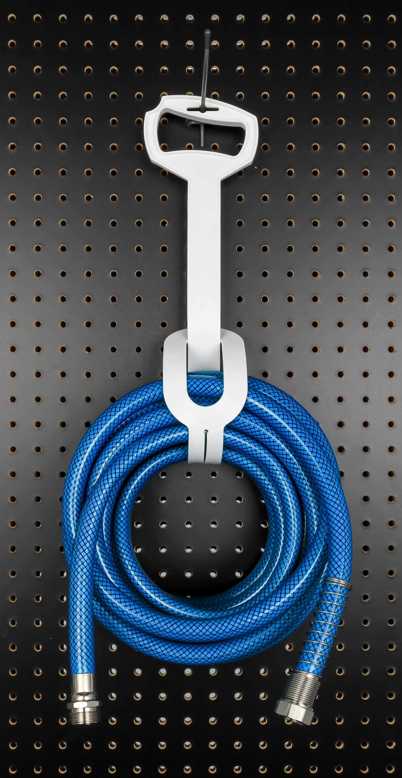 Camco Hose and Cord Carry Strap, Easily Carry and Hang Hoses, Cords or Ropes and Keep Them Organized While in Storage (20165)