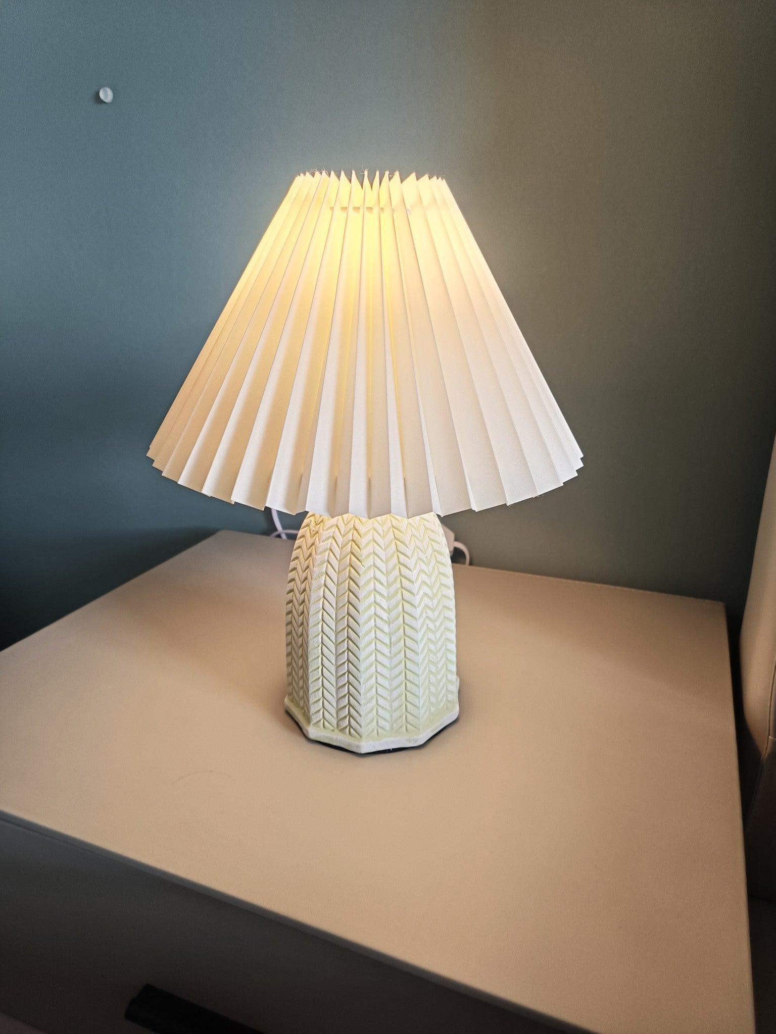 Vintage Pleated Table Lamp