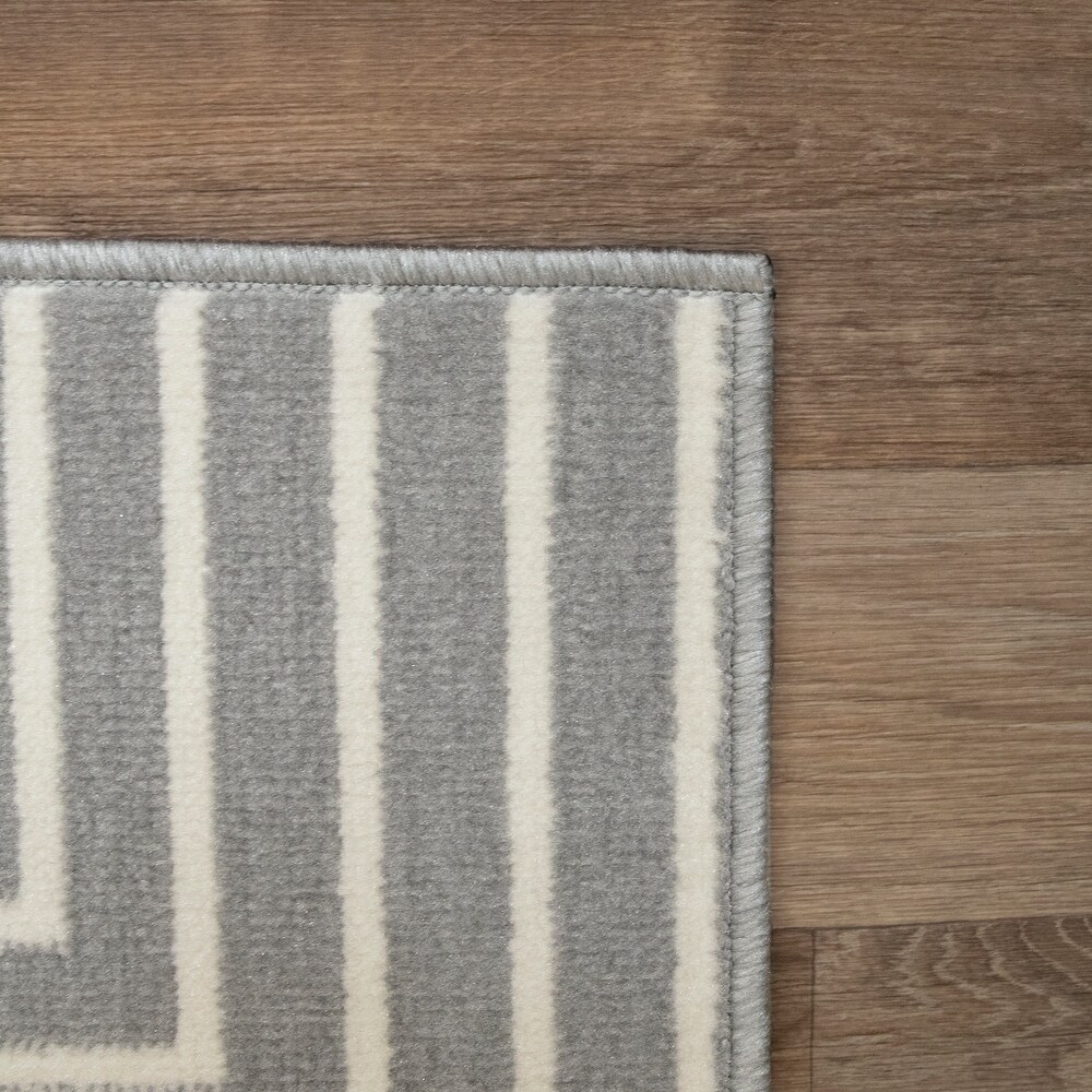 Paskal Geometric Striped Indoor/Outdoor Area Rug