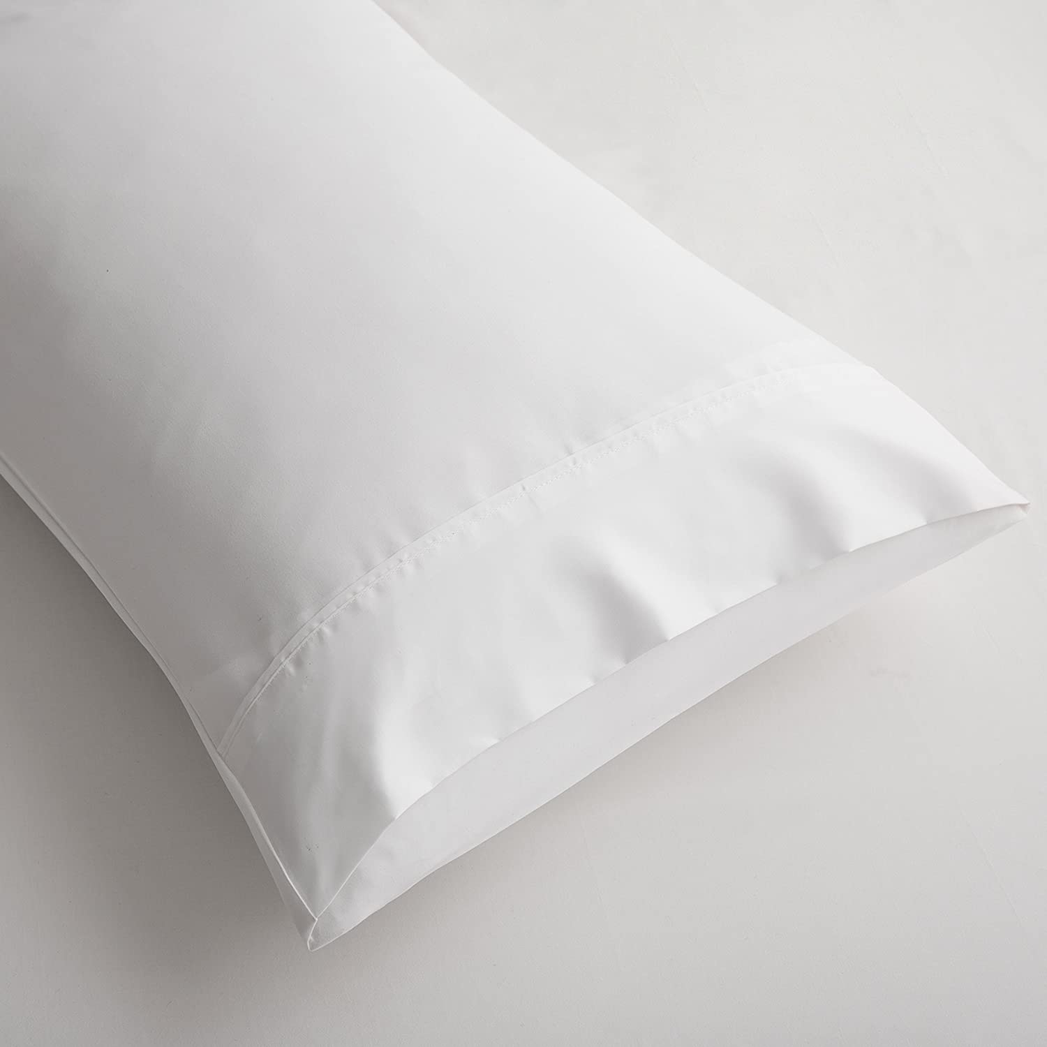 Pillowcases Envelope Closure End Easy Fit Machine Washable Super Soft and Breathable Pack of 4