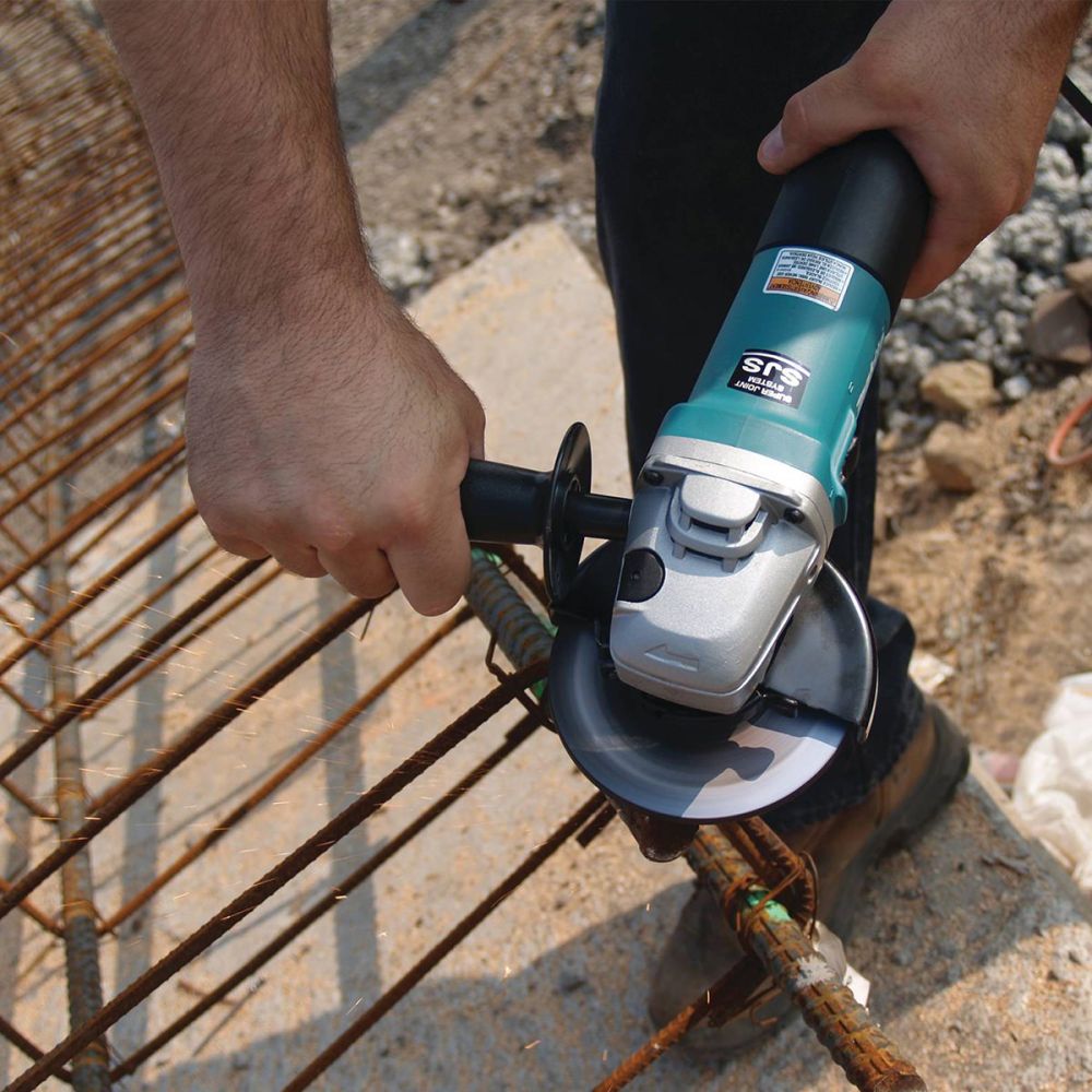 Makita 9565CV Angle Grinder 5