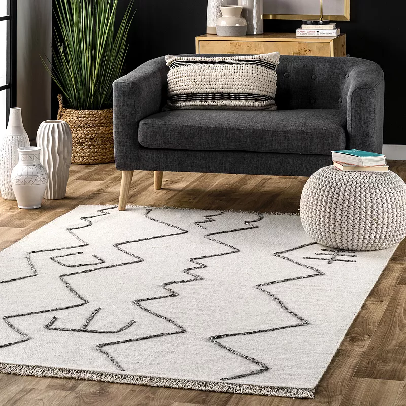 nuLoom Moira Tribal Flatweave Tassel Area Rug