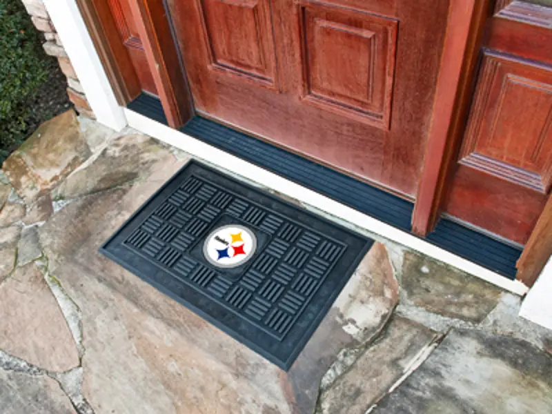 2 x 3 X-Small Pittsburgh Steelers Medallion Door Mat