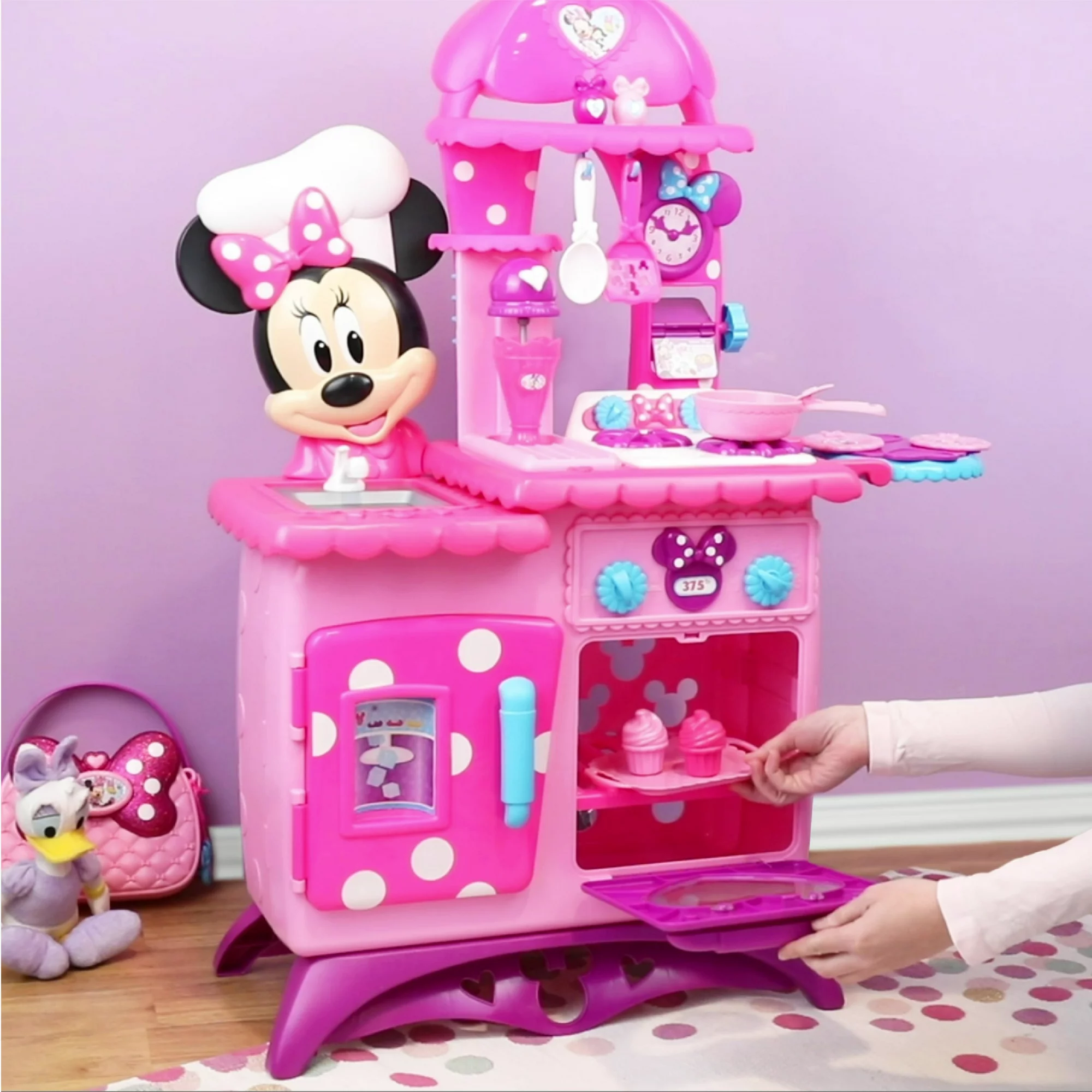 Disney Junior Minnie Mouse Flipping Fun Pretend Play Kitchen Set， Play Food， Realistic Sounds， Kids Toys for Ages 3 up