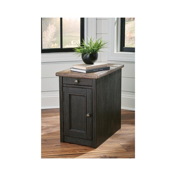 Signature Design by Ashley Tyler Creek Grayish Brown/Black Chairside End Table