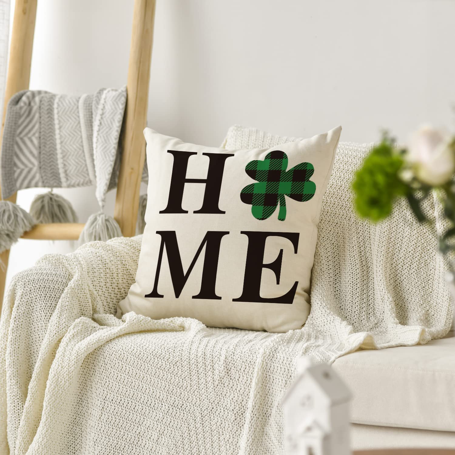 Artoid Mode Shamrock Clover Home St. Patrick's Day Throw Pillow Cover 18 x 18 Inch Cushion Case Decoration for Sofa Couch