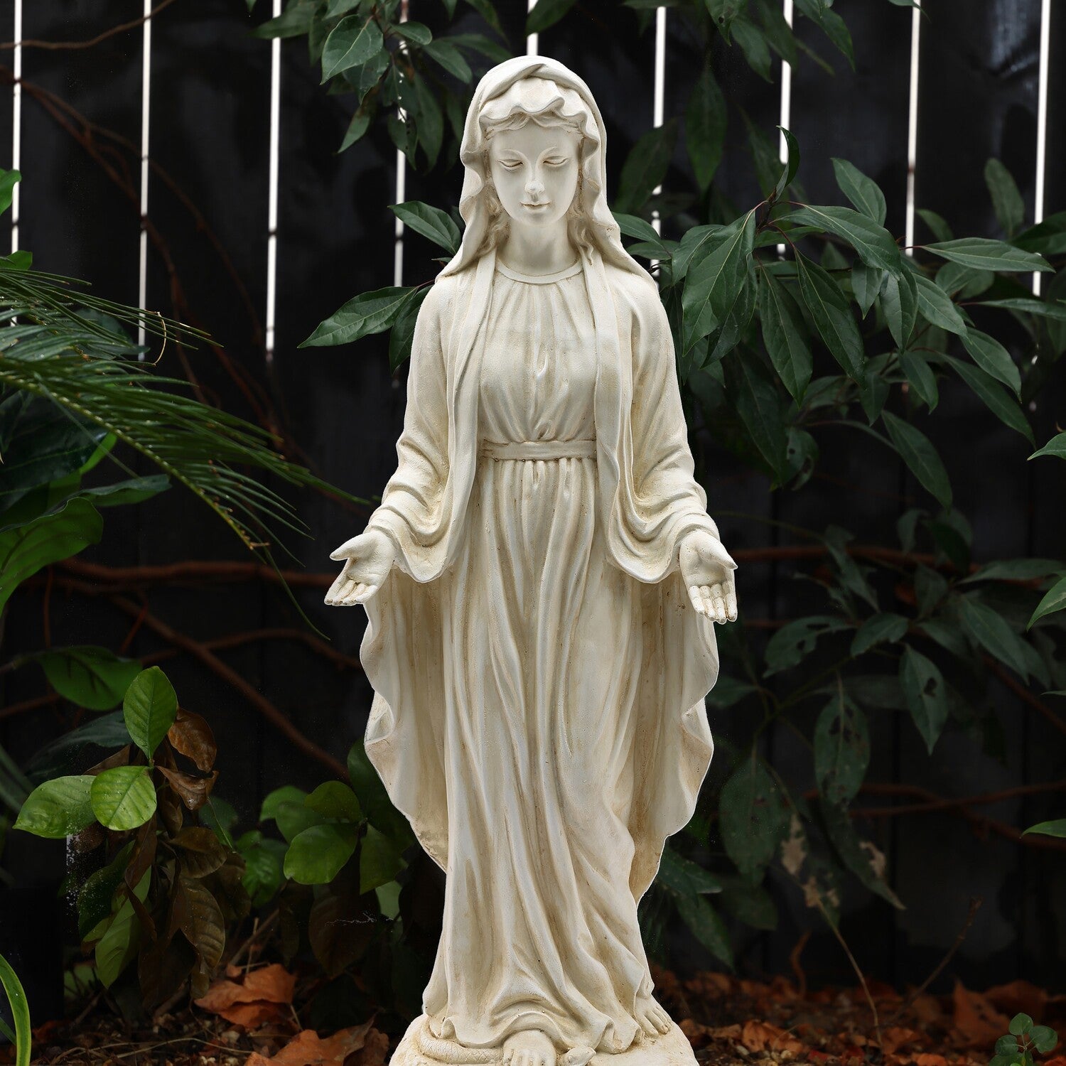 LuxenHome 30.5  in. MgO Virgin Mary Garden Statue  Ivory