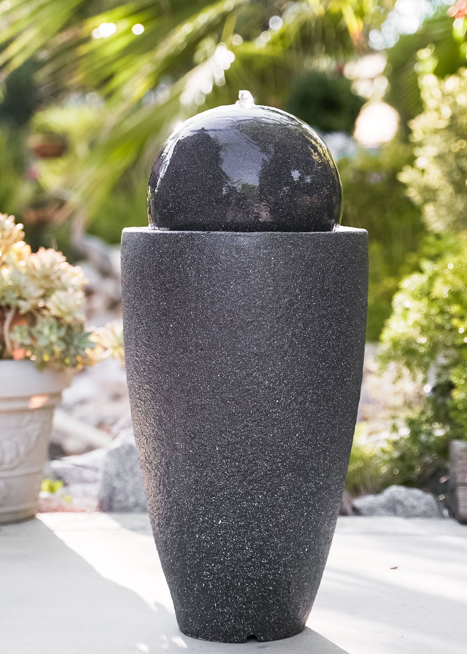 XBrand Modern Stone Textured Round Sphere Water Fountain w/LED Lights， Indoor Outdoor Décor， 25.6 Inch Tall， Black