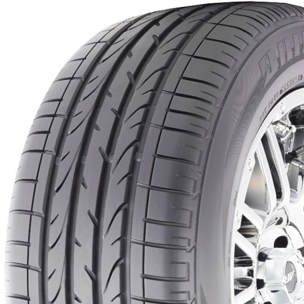 Bridgestone Dueler H/P Sport 235/50R18 97V Performance Tire