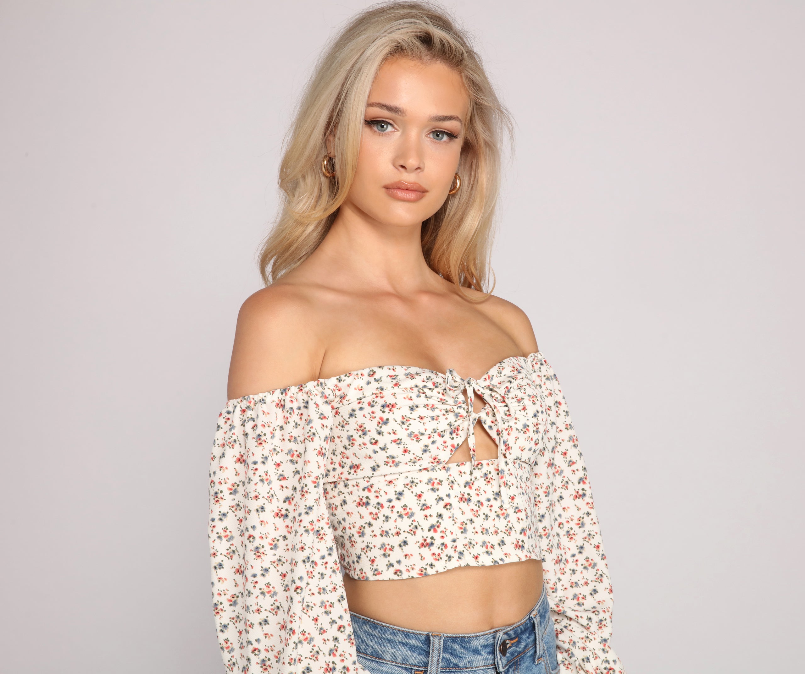 Cover Me In Florals O-Ring Crop Top