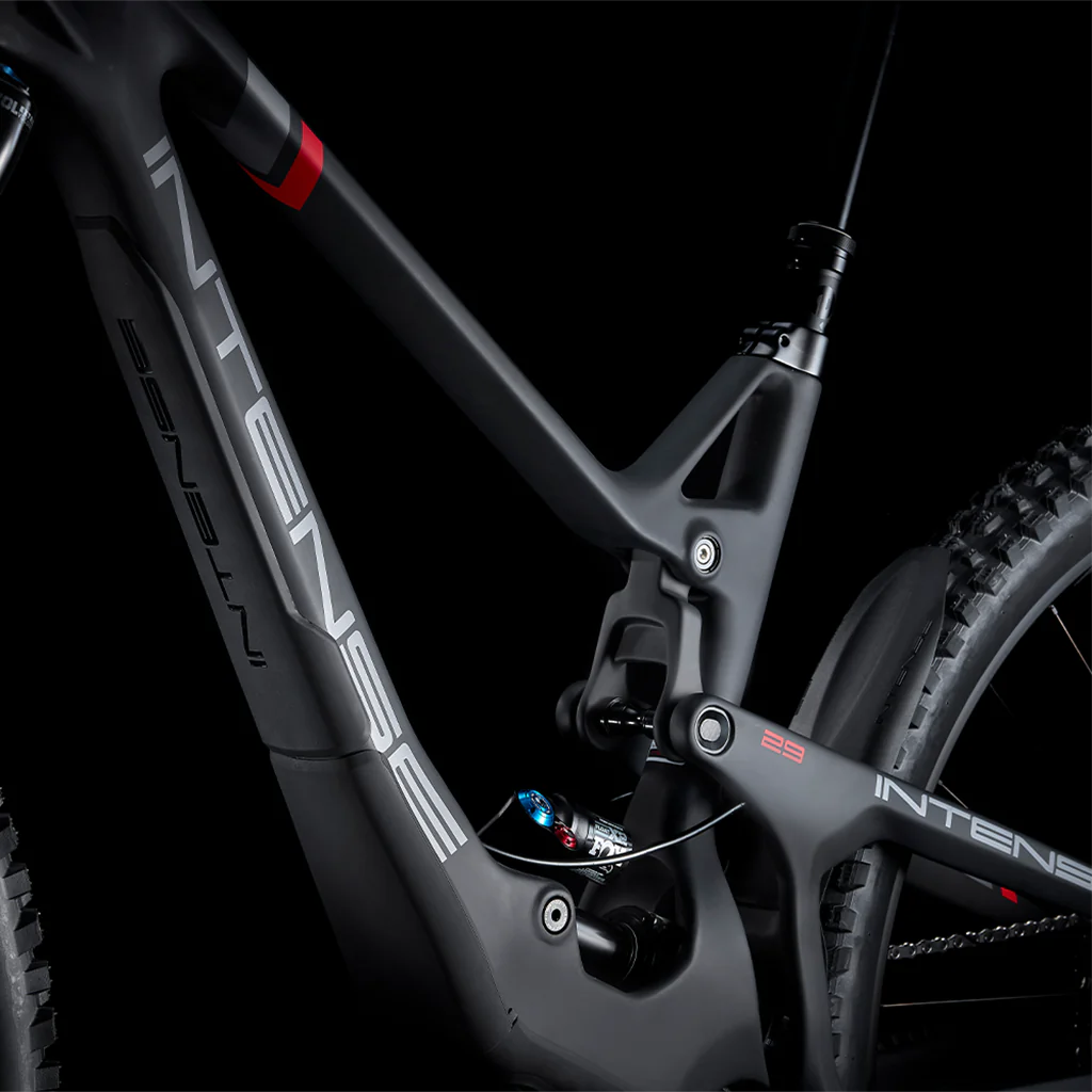 Intense Tracer 29 - Expert - Satin Black - 2023