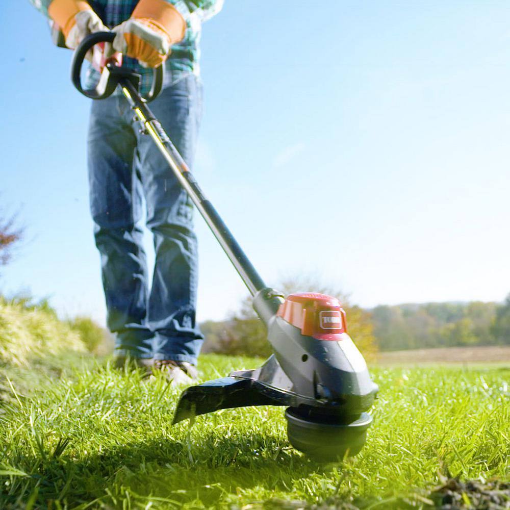 Toro 60V Max Lithium-Ion Cordless String Trimmer and Leaf Blower Combo Kit (2-Tool) 2.0 Ah Battery and Charger Included 51881