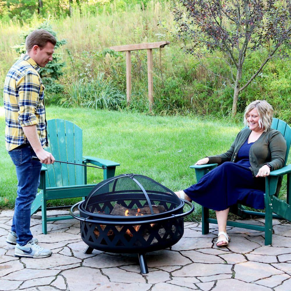 Sunnydaze Decor Black Cross Weave 36 in x 24 in Round Steel Wood Burning Fire Pit with Spark Screen