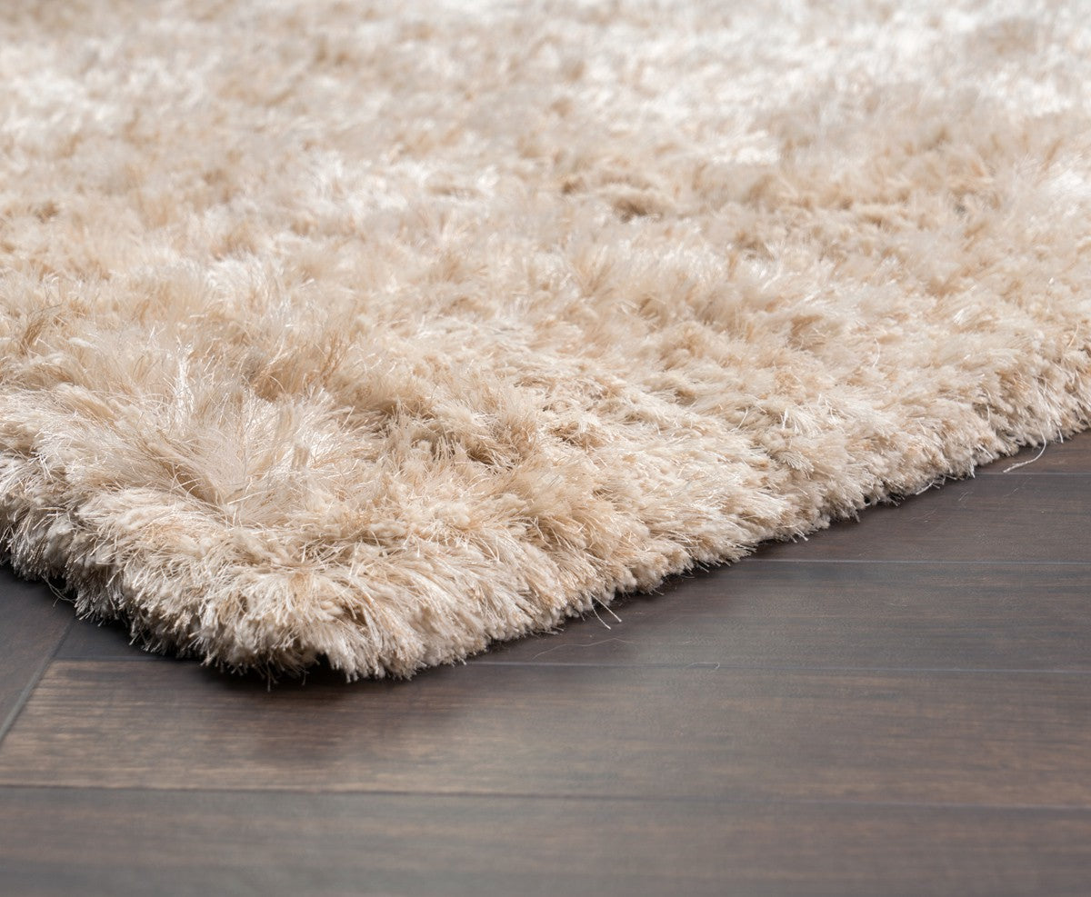 The Wellz Shag Rug in Ivory