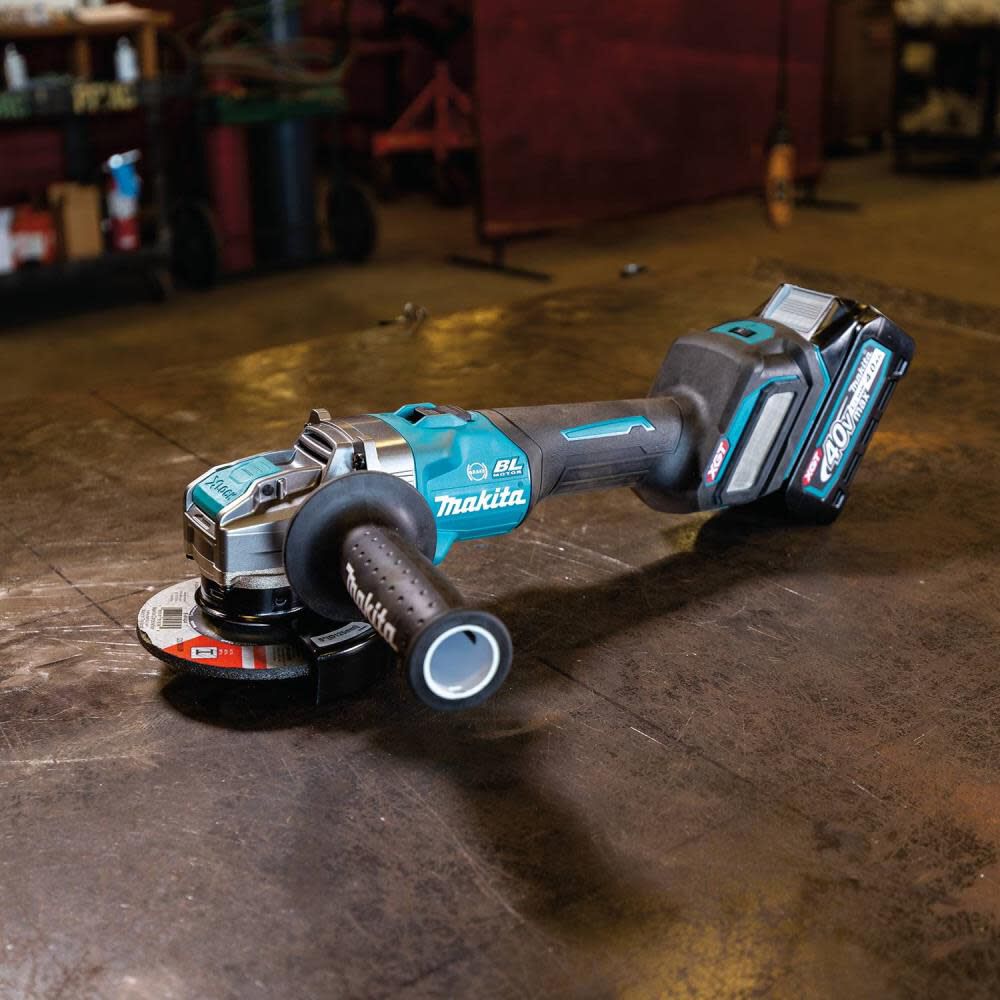 Makita 40V max XGT 5